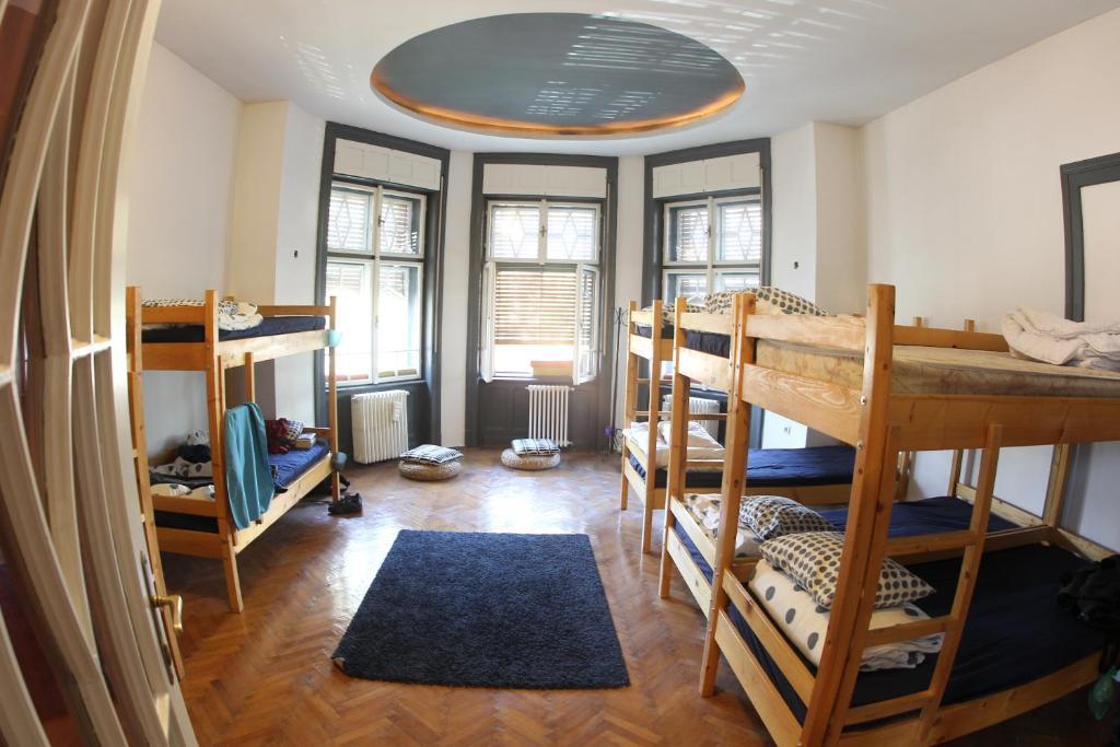 Hostel Costel Тімішоара Номер фото